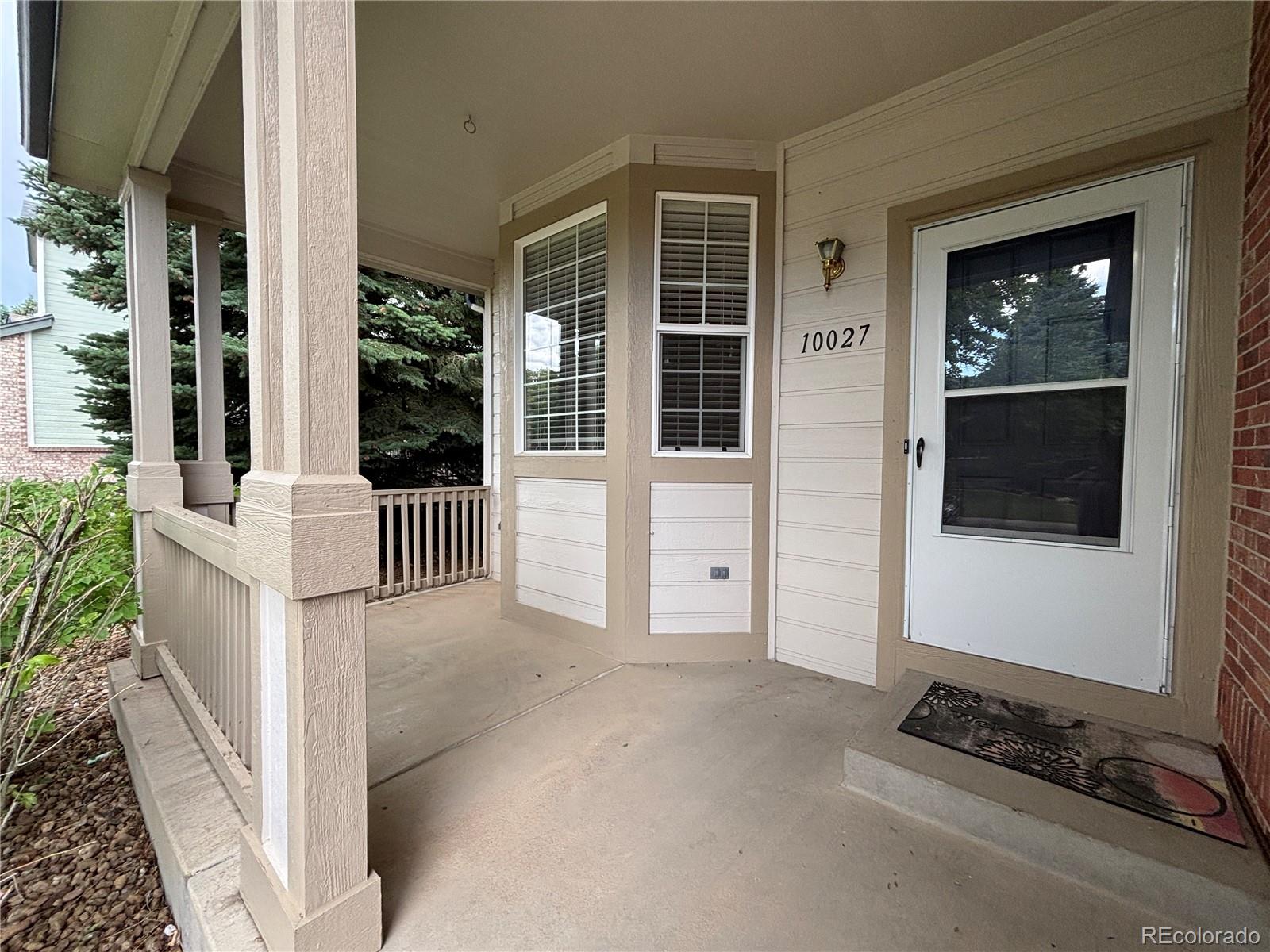 10027 Sylvestor Road Highlands Ranch, CO 80129 - Photo 3 of 25 Gallery Image 3