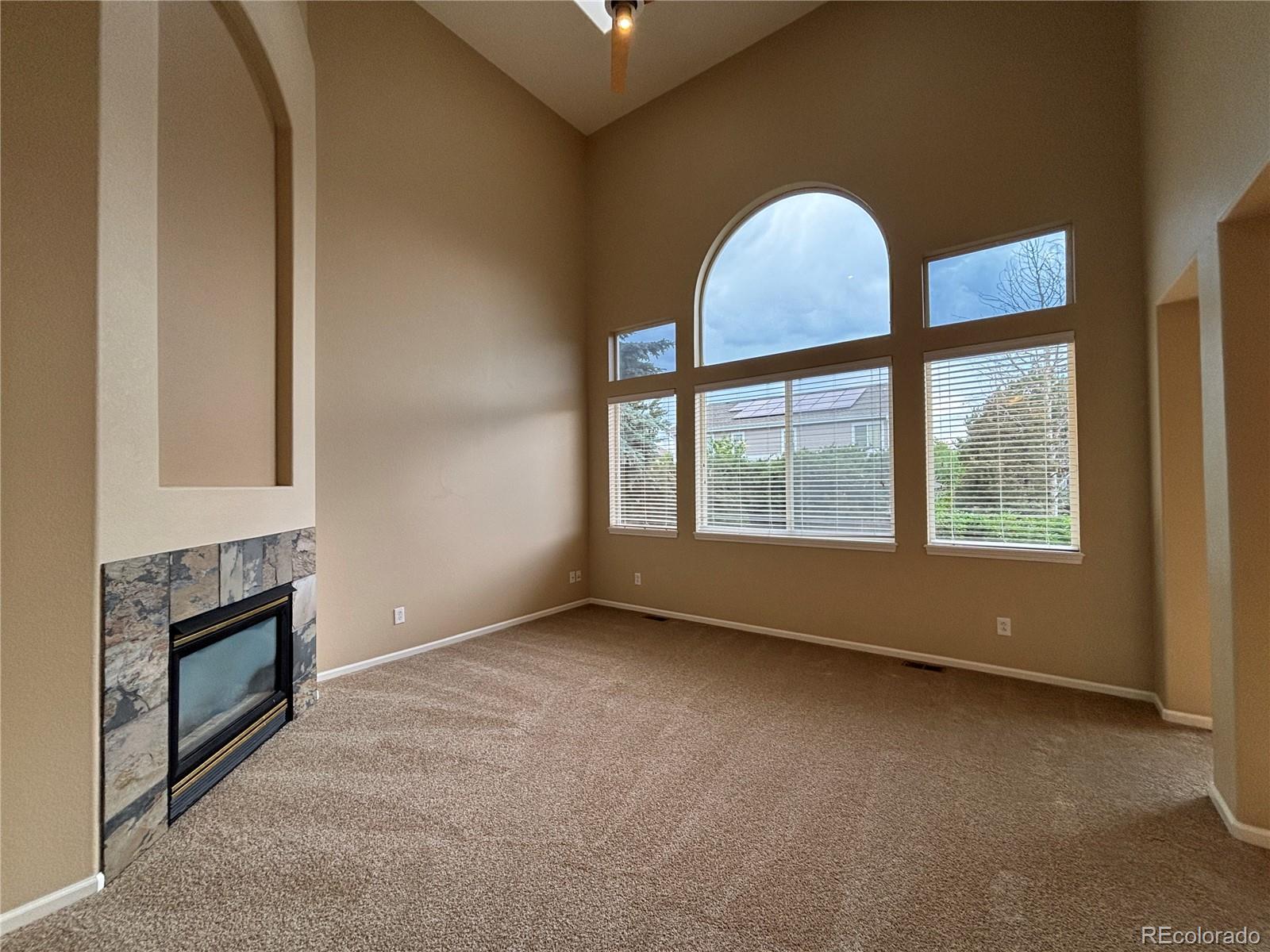 10027 Sylvestor Road Highlands Ranch, CO 80129 - Photo 6 of 25 Gallery Image 6