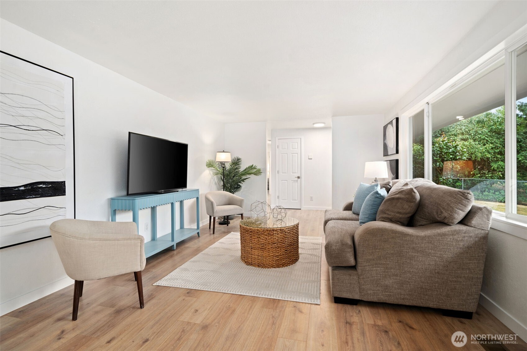 8 157th Place Southeast Bothell, WA 98012 - Photo 3 of 37