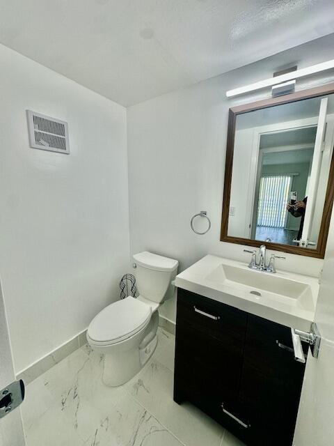 3080 Cornwall East Boca Raton, FL 33434 - Photo 13 of 44 IMG_7080