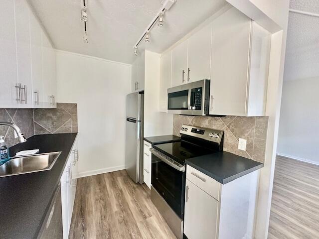 3080 Cornwall East Boca Raton, FL 33434 - Photo 6 of 44 IMG_7075