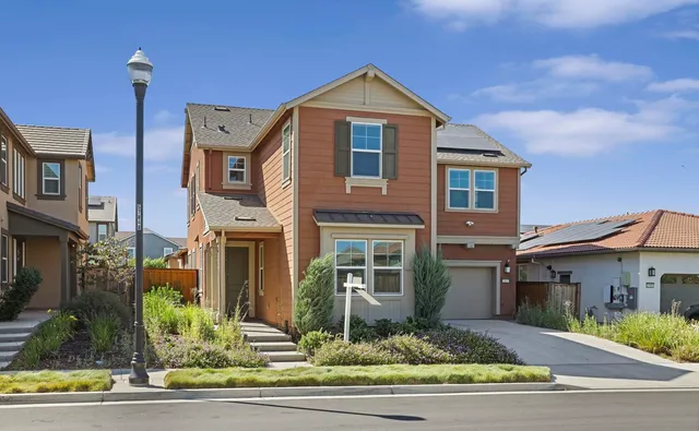 $785,000 | 2605 Luna Avenue, Tracy, CA 95377