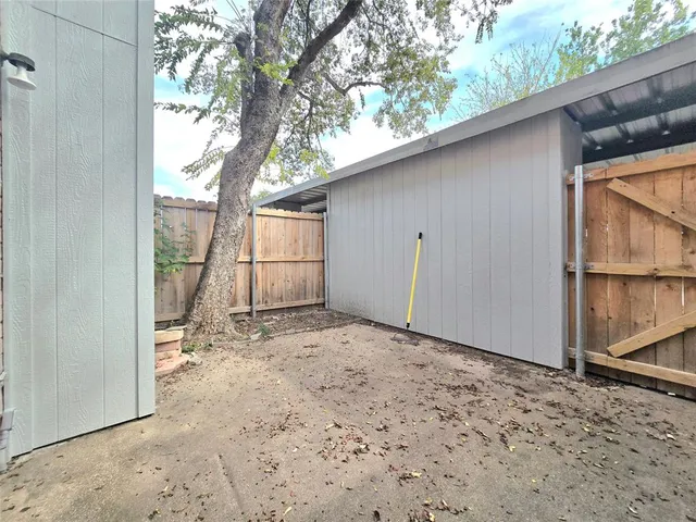 $1,250 | 5803 Shadydell Drive, Fort Worth, TX 76135