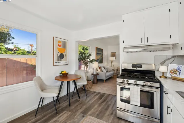 $545,000 | 108 Cypress Street, Unit D, Alameda, CA 94501