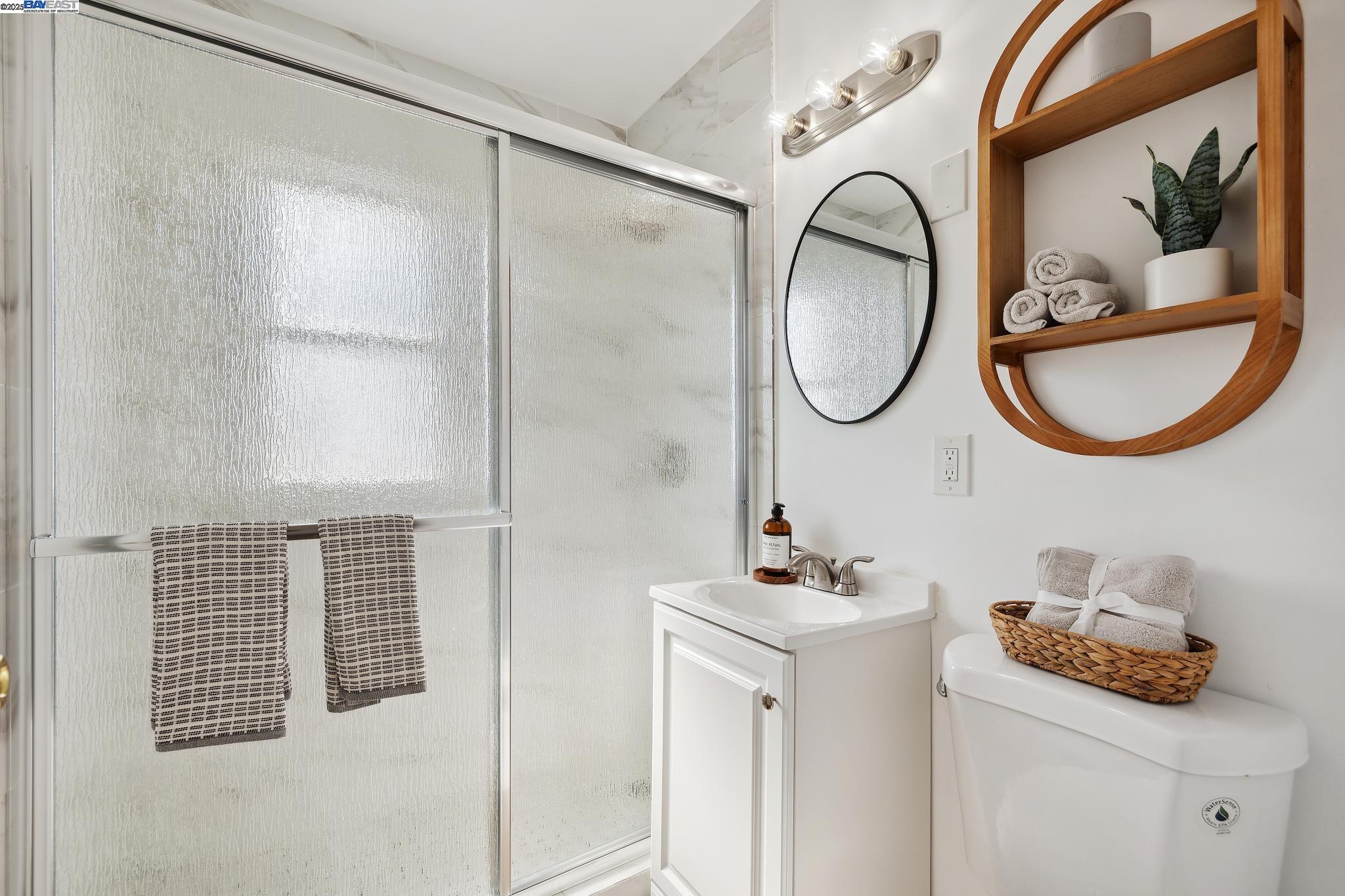 108 Cypress Street, Unit D Alameda, CA 94501 - Photo 20 of 28