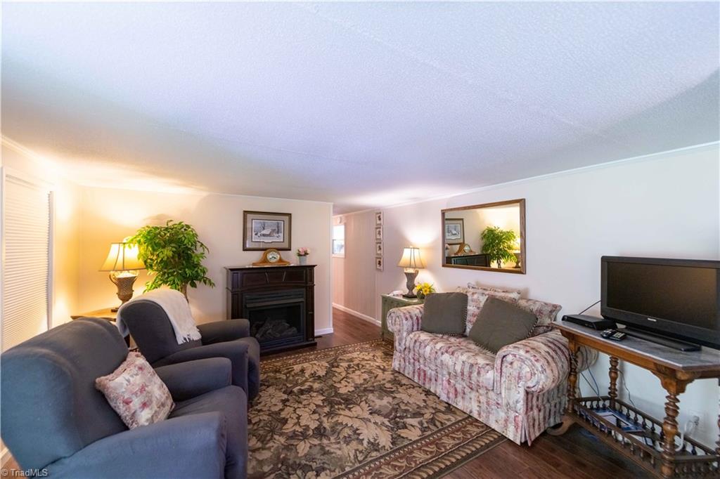 3828 Walnut Branch Church Road Sparta, NC 28675 - Photo 3 of 32 Gallery Image 3