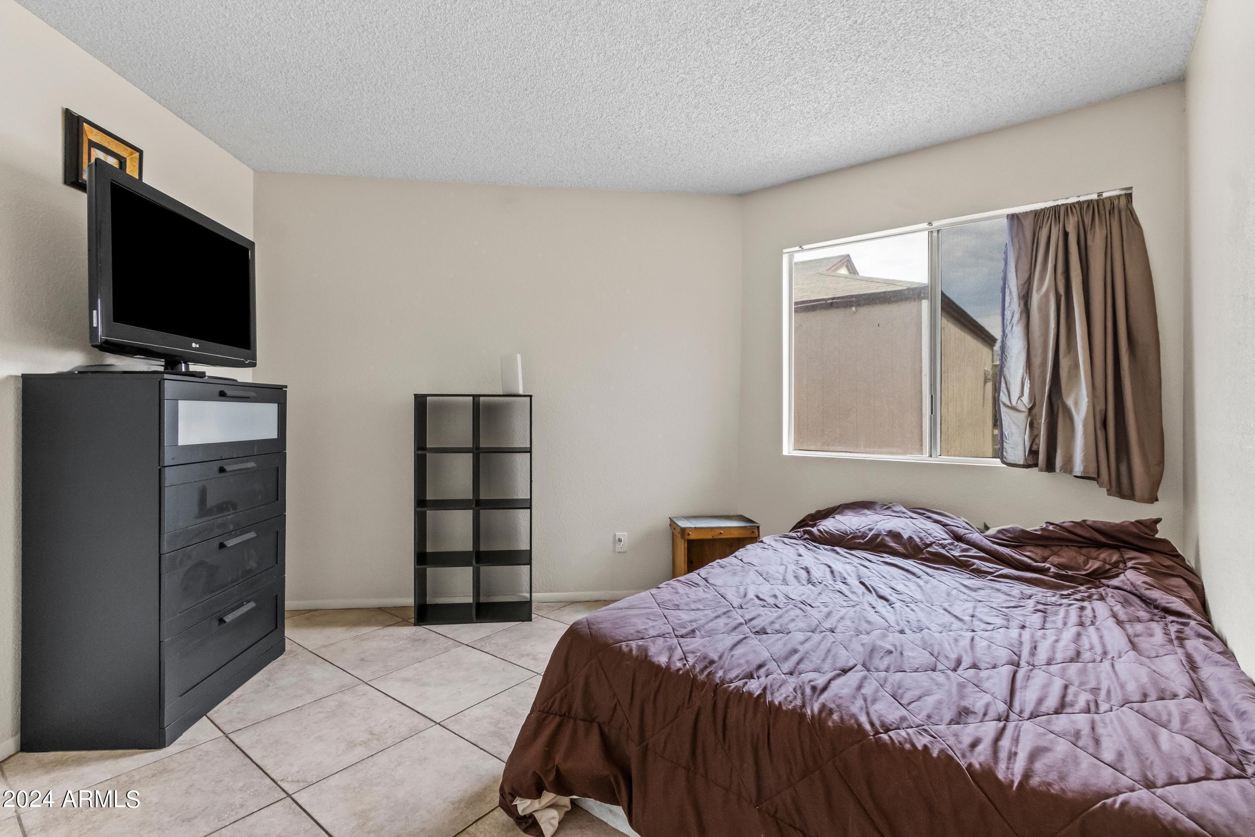 4426 East Vineyard Road Phoenix, AZ 85042 - Photo 16 of 22 19_25.png