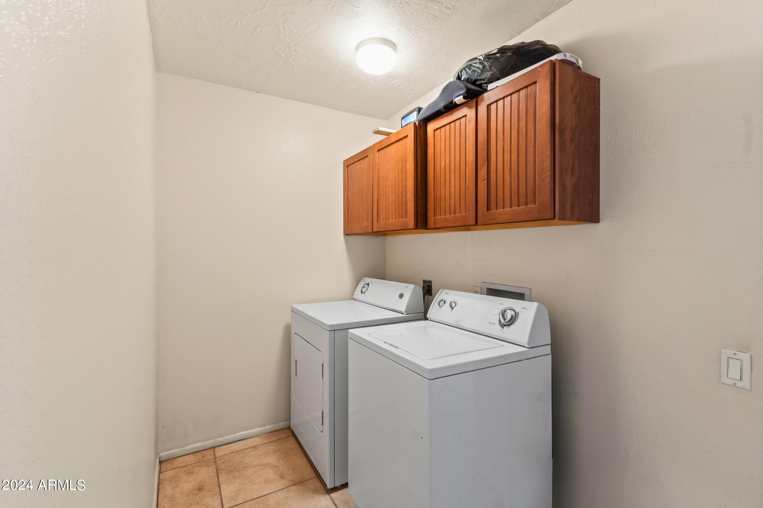 4426 East Vineyard Road Phoenix, AZ 85042 - Photo 17 of 22 20_24.png