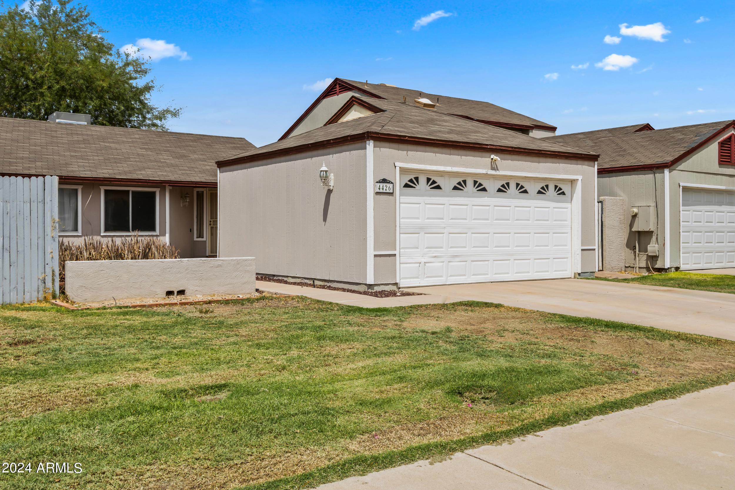 4426 East Vineyard Road Phoenix, AZ 85042 - Photo 2 of 22 5_23.png