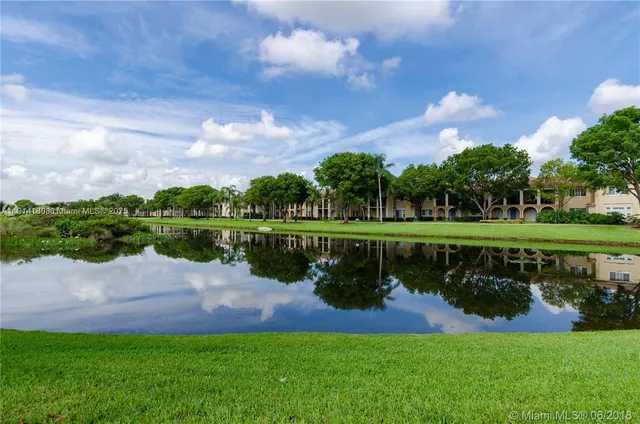 $2,999 | 2458 Centergate Drive, Unit 202, Miramar, FL 33025