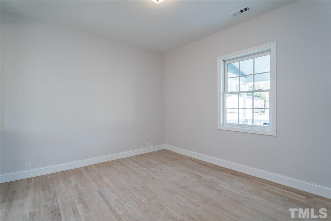 303 South Pettigrew Street Raleigh, NC 27610 - Photo 5 of 29
