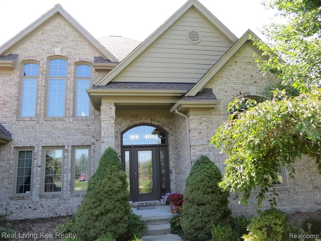 549 Springside Court Rochester, MI 48306 - Photo 2 of 25 Front Entrance.JPG