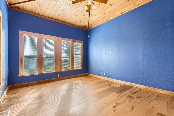 a view of a livingroom with a windows