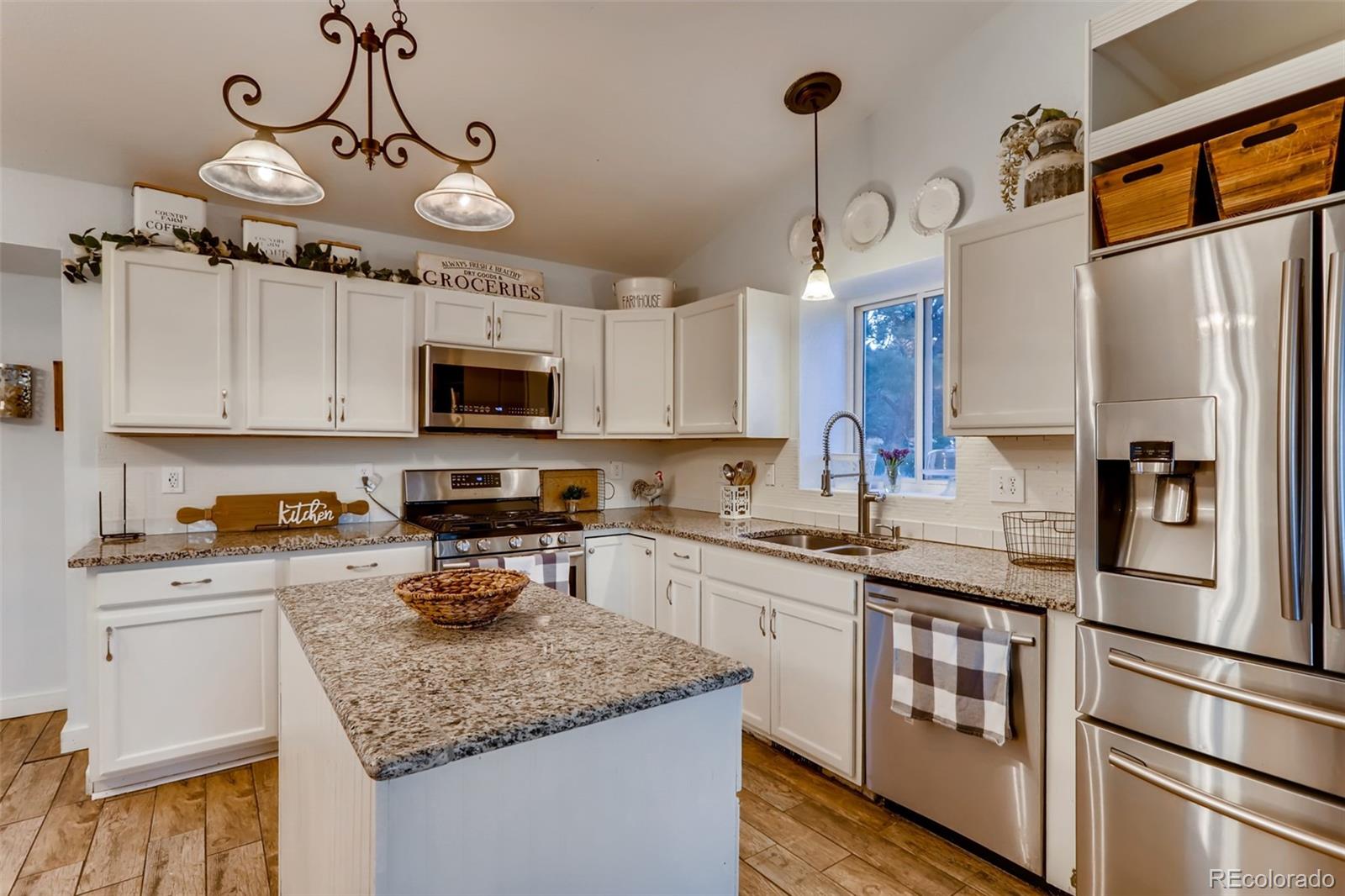 37745 Sable Ridge Road Elizabeth, CO 80107 - Photo 7 of 28 Gallery Image 7
