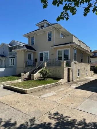 $3,400 | 234 West Market Street, Long Beach, NY 11561
