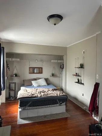 $3,700 | 234 West Market Street, Long Beach, NY 11561