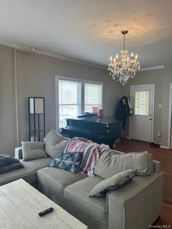 $3,700 | 234 West Market Street, Long Beach, NY 11561