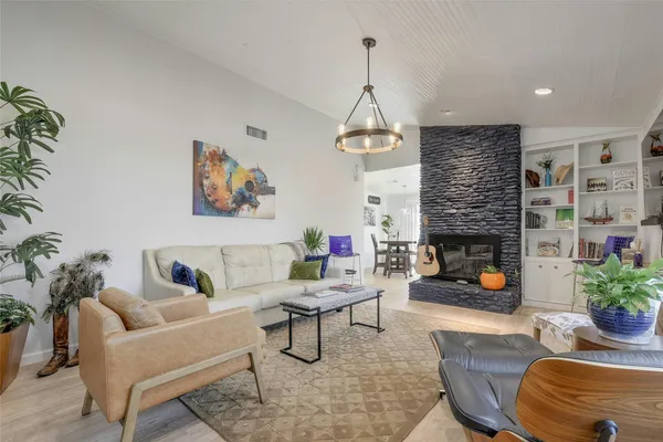 $4,695 | 1503 Terrapin Court, Unit B, Austin, TX 78746