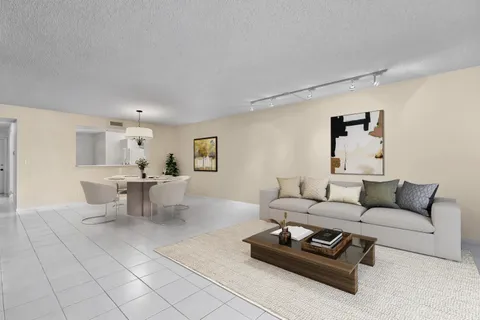 $289,000 | 9700 Pavarotti Terrace, Unit 102, Boynton Beach, FL 33437