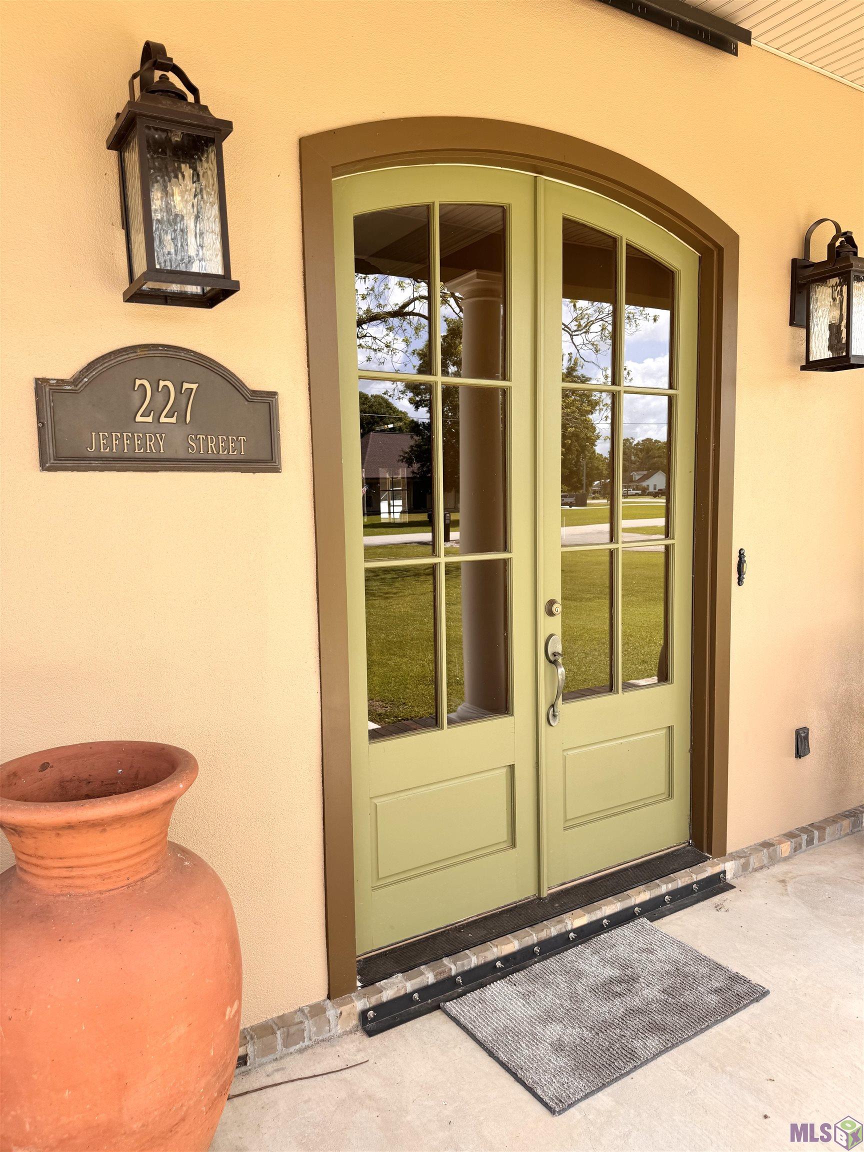 227 Jeffery Street Patterson, LA 70392 - Photo 3 of 50