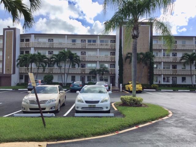 2029 Guildford East Boca Raton, FL 33434 - Photo 1 of 17 IMG_1113