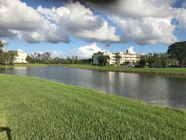 2029 Guildford East Boca Raton, FL 33434 - Photo 13 of 17 IMG_1749