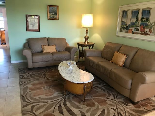 2029 Guildford East Boca Raton, FL 33434 - Photo 6 of 17 IMG_1734