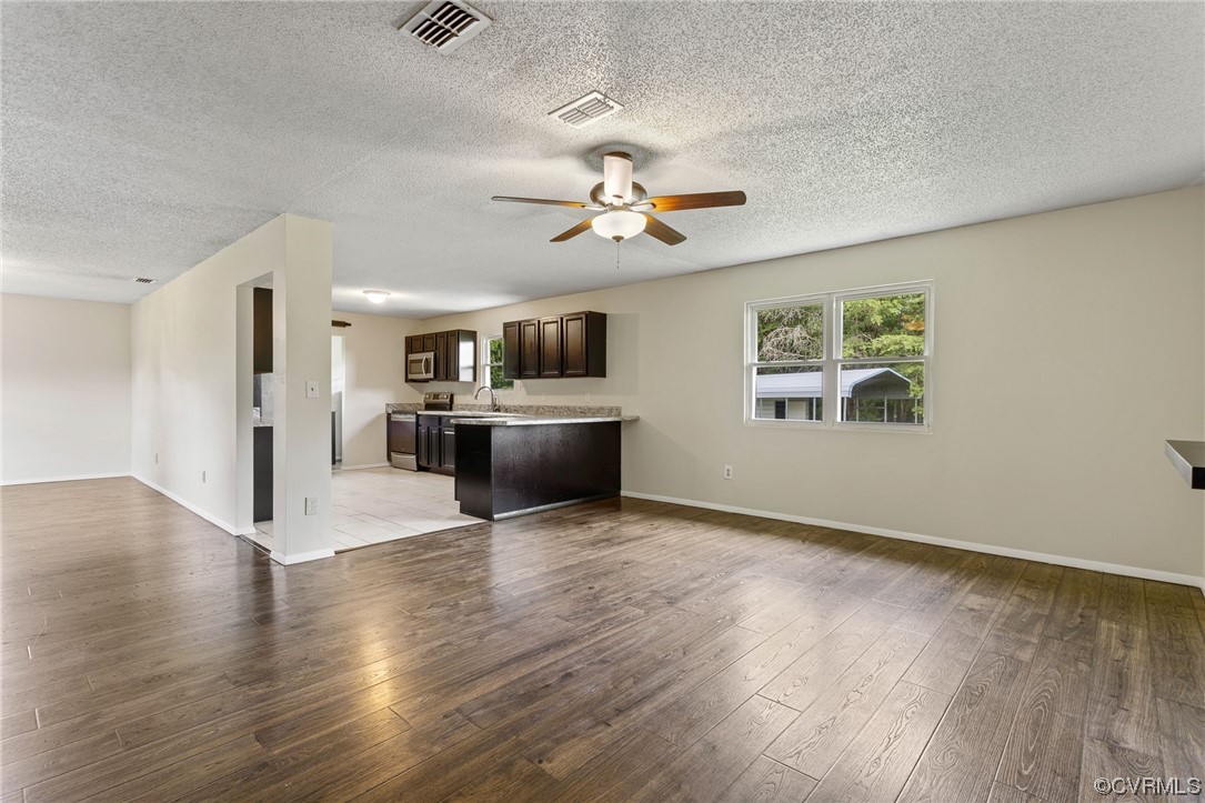 8000 Vaughan Road Petersburg, VA 23805 - Photo 6 of 26 Gallery Image 6