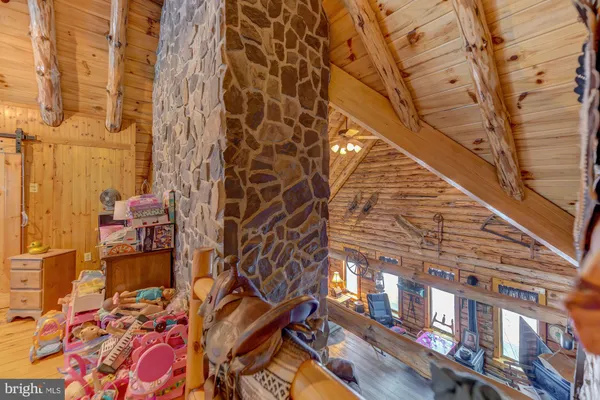 $460,000 | 1183 Reading Turnpike, Paxinos, PA 17860