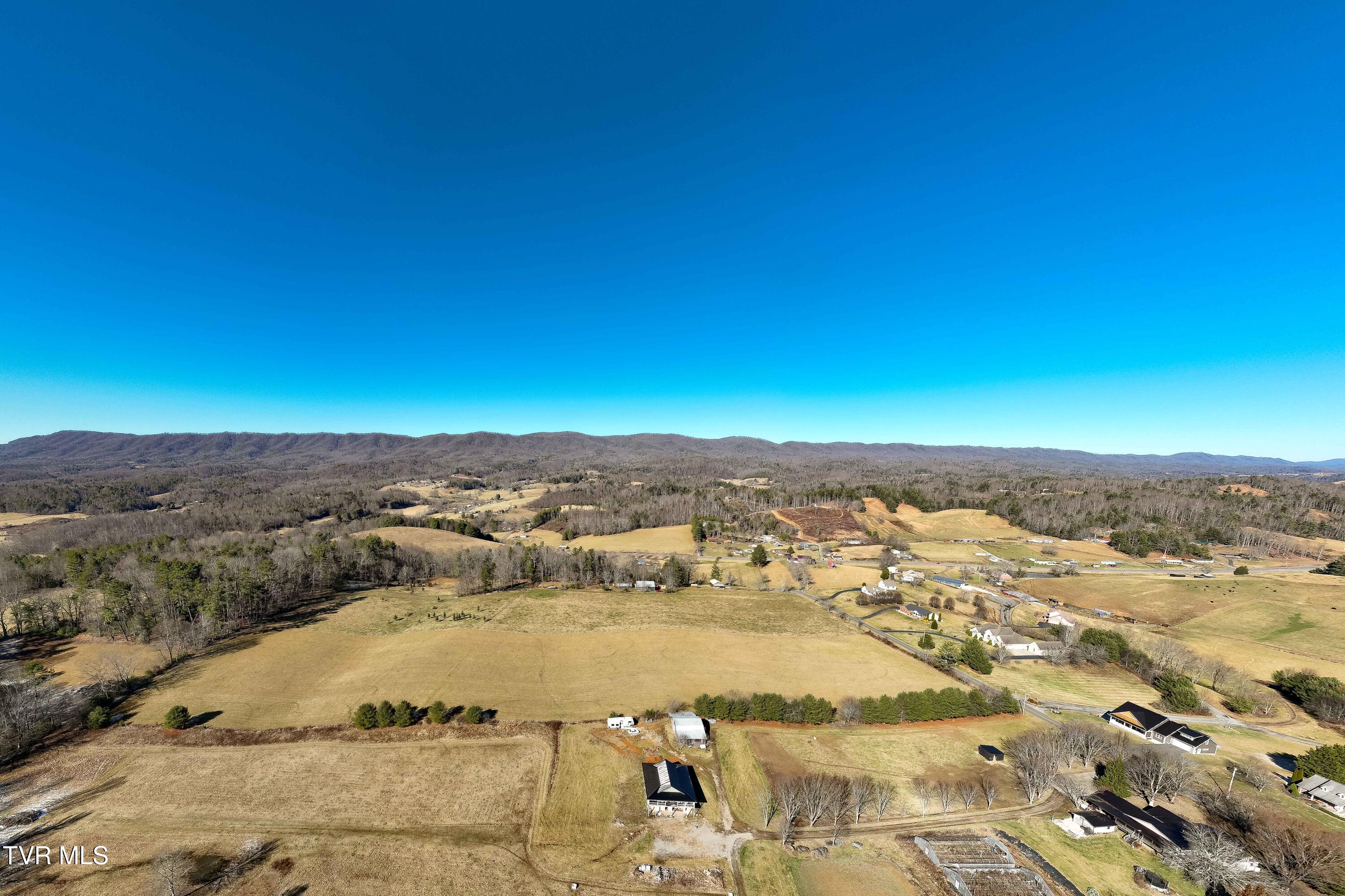 1738 Harbin Hill Road Mountain City, TN 37683 - Photo 29 of 154 1738 Harbin Hill Lane (5 of 139)