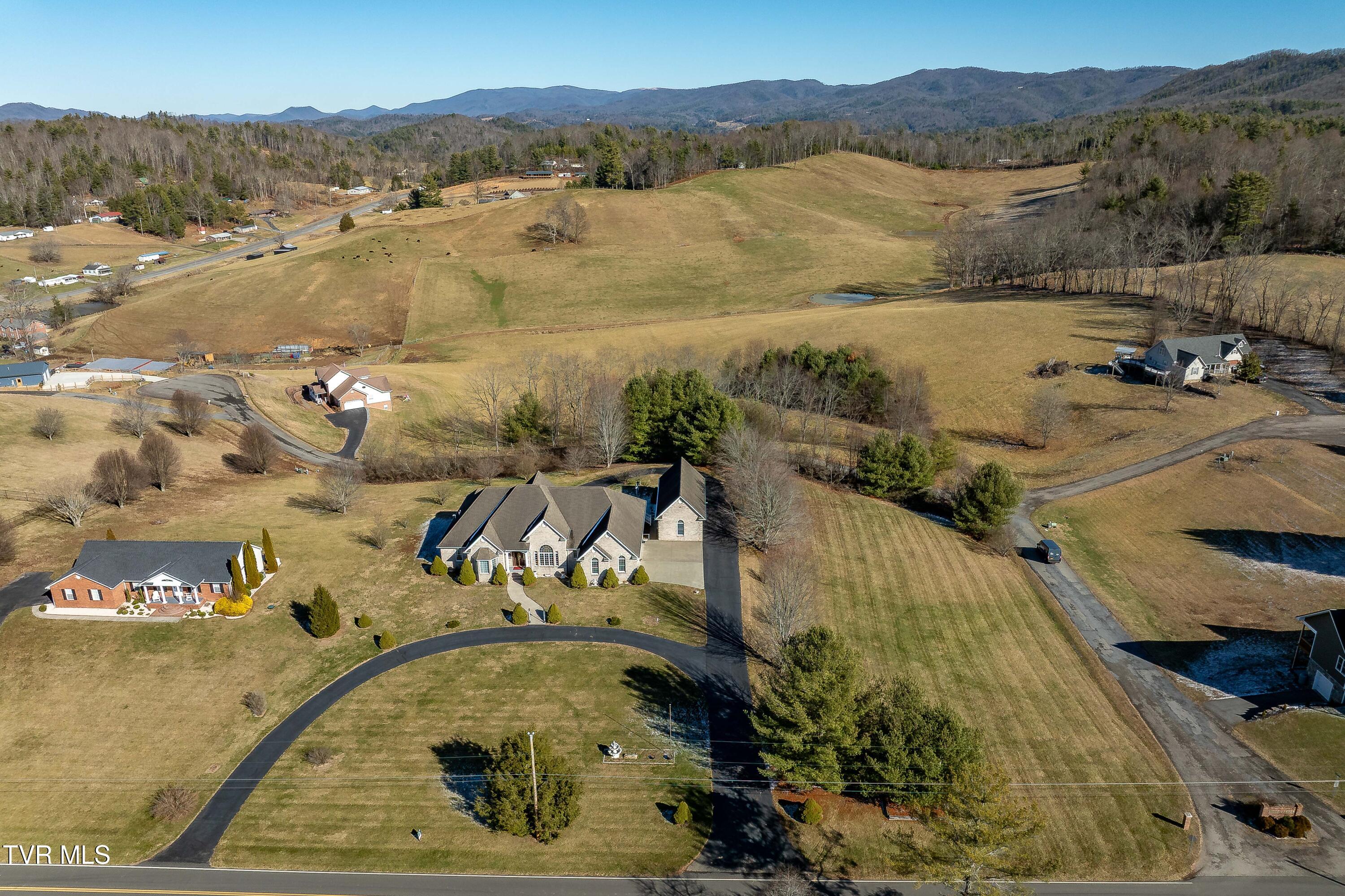 1738 Harbin Hill Road Mountain City, TN 37683 - Photo 39 of 154 1738 Harbin Hill Lane (19 of 139)