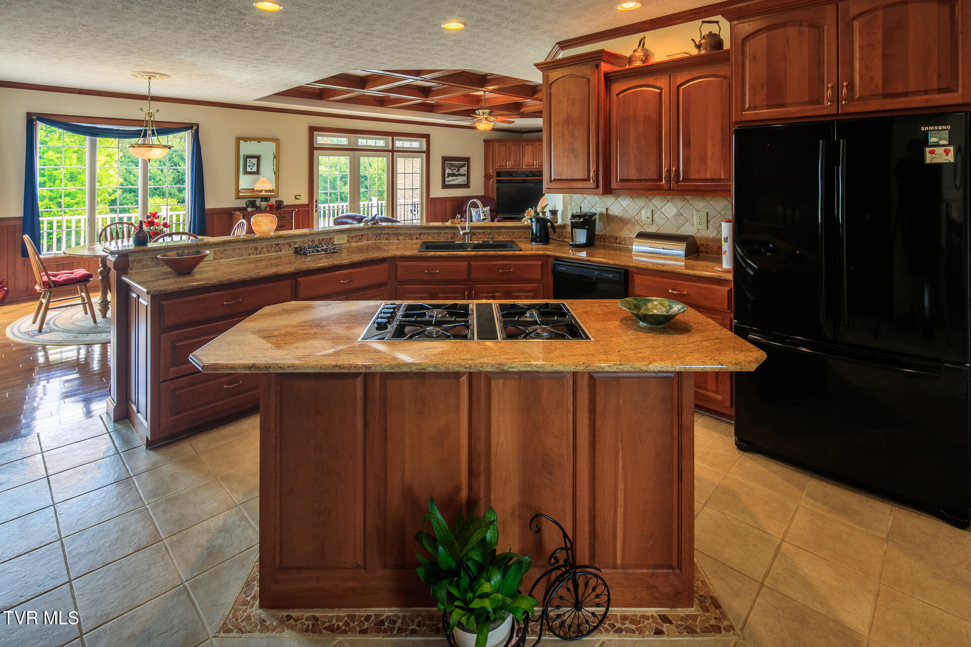 1738 Harbin Hill Road Mountain City, TN 37683 - Photo 9 of 39 IMG_2686