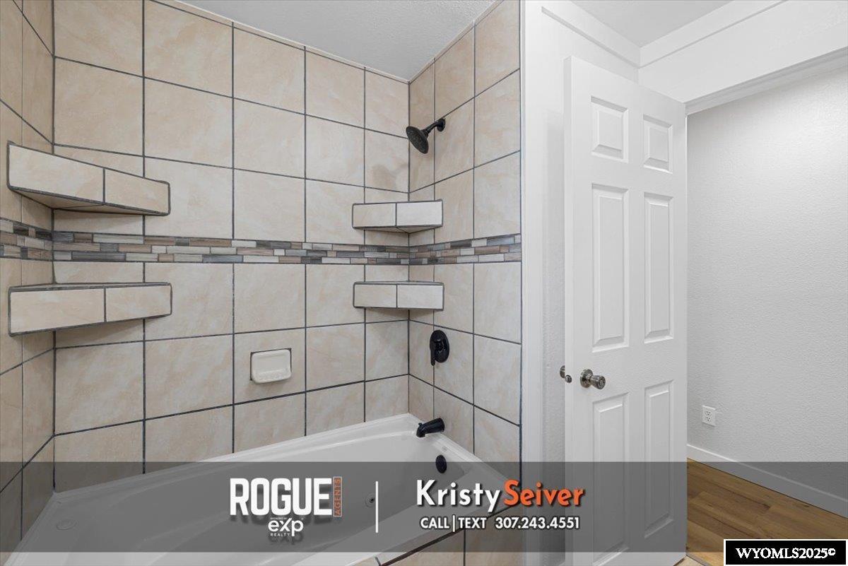 823 North Washington Street Casper, WY 82601 - Photo 20 of 35