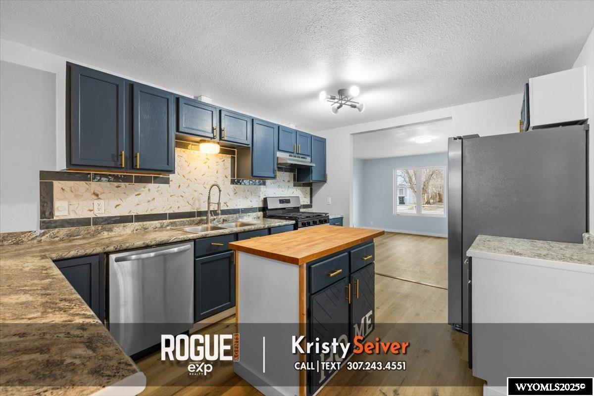 823 North Washington Street Casper, WY 82601 - Photo 6 of 35