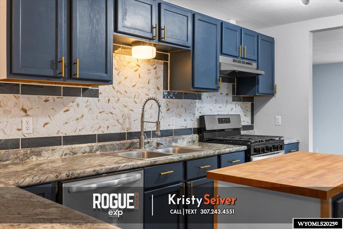 823 North Washington Street Casper, WY 82601 - Photo 7 of 35