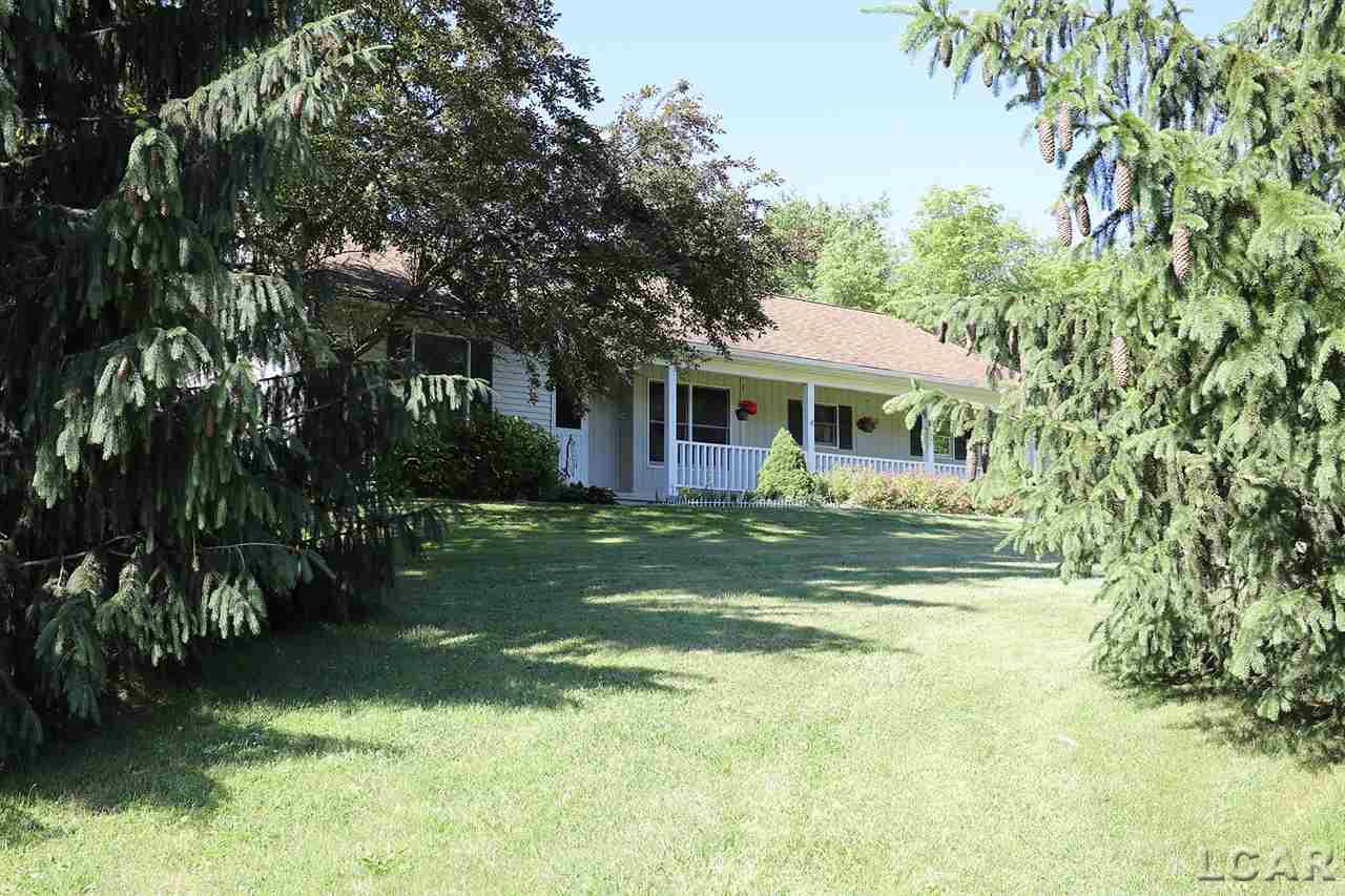 6277 Forrister Road Adrian, MI 49221 - Photo 59 of 68 31350620-58.JPG