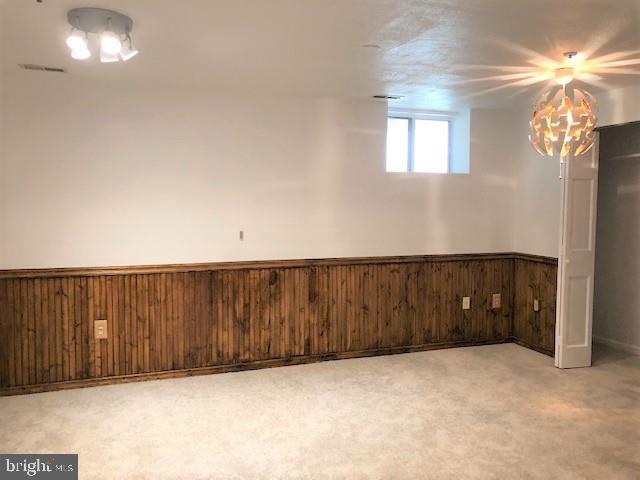 25700 Woodfield Road Damascus, MD 20872 - Photo 15 of 22 Rec. room