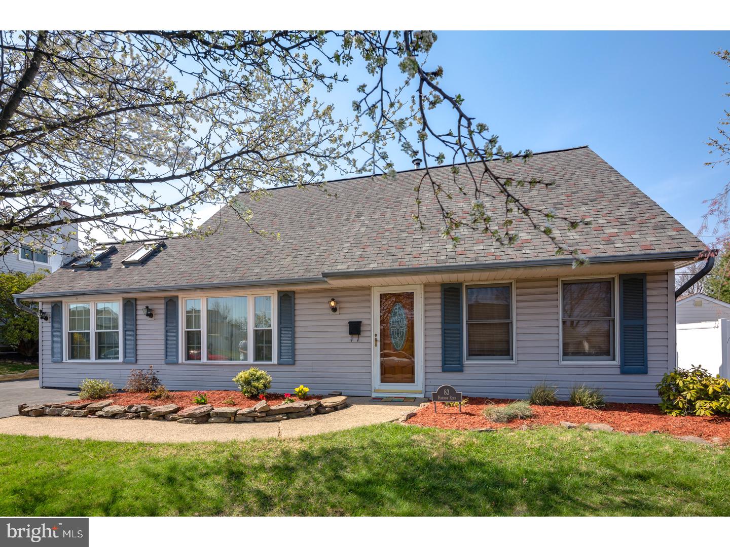 83 Harrow Road Levittown, PA 19056 - Photo 1 of 24 Gallery Image 1