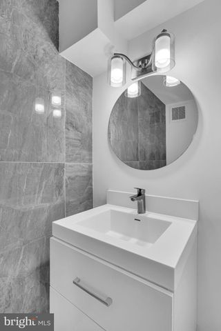 $950,000 | 1121 Morse Street Northeast, Unit 3, Washington, DC 20002