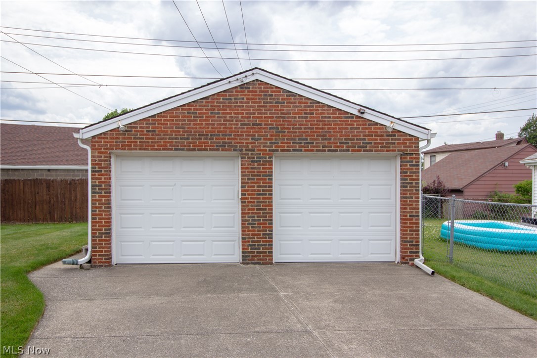 6356 Stanbury Road Parma, OH 44129 - Photo 23 of 23