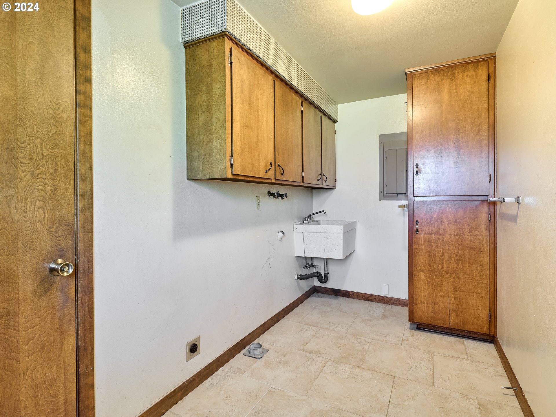 16795 Butteville Road Northeast Woodburn, OR 97071 - Photo 23 of 46 Gallery Image 23