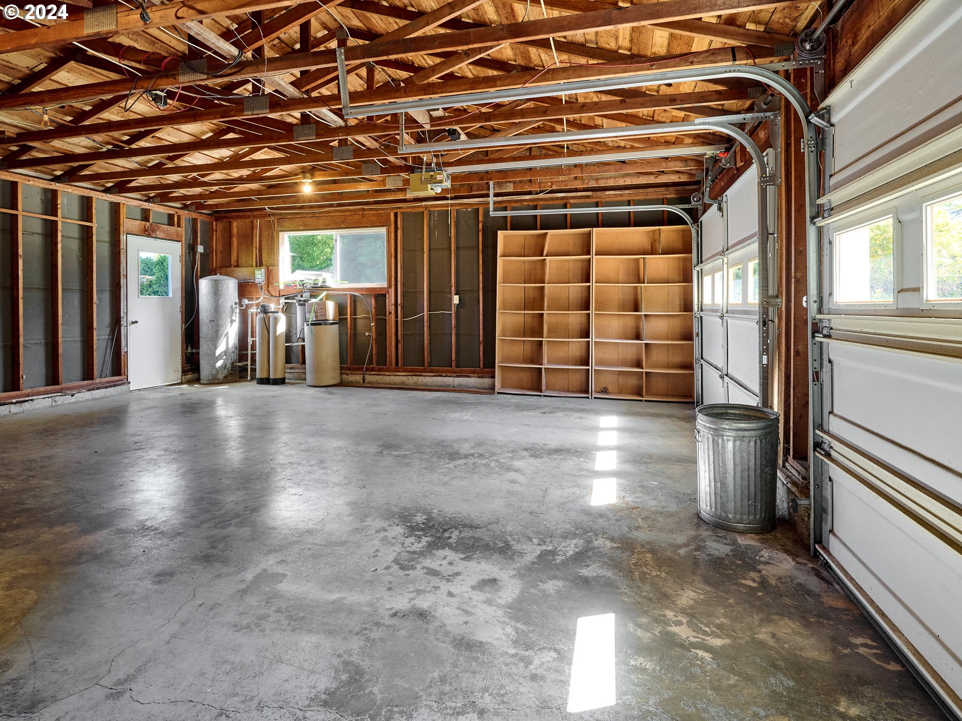 16795 Butteville Road Northeast Woodburn, OR 97071 - Photo 24 of 46 Gallery Image 24