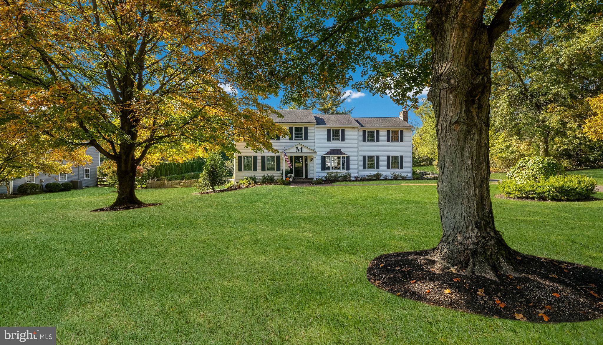 3890 Robin Road Furlong, PA 18925 - Photo 5 of 65 Front View - Deep Yard!