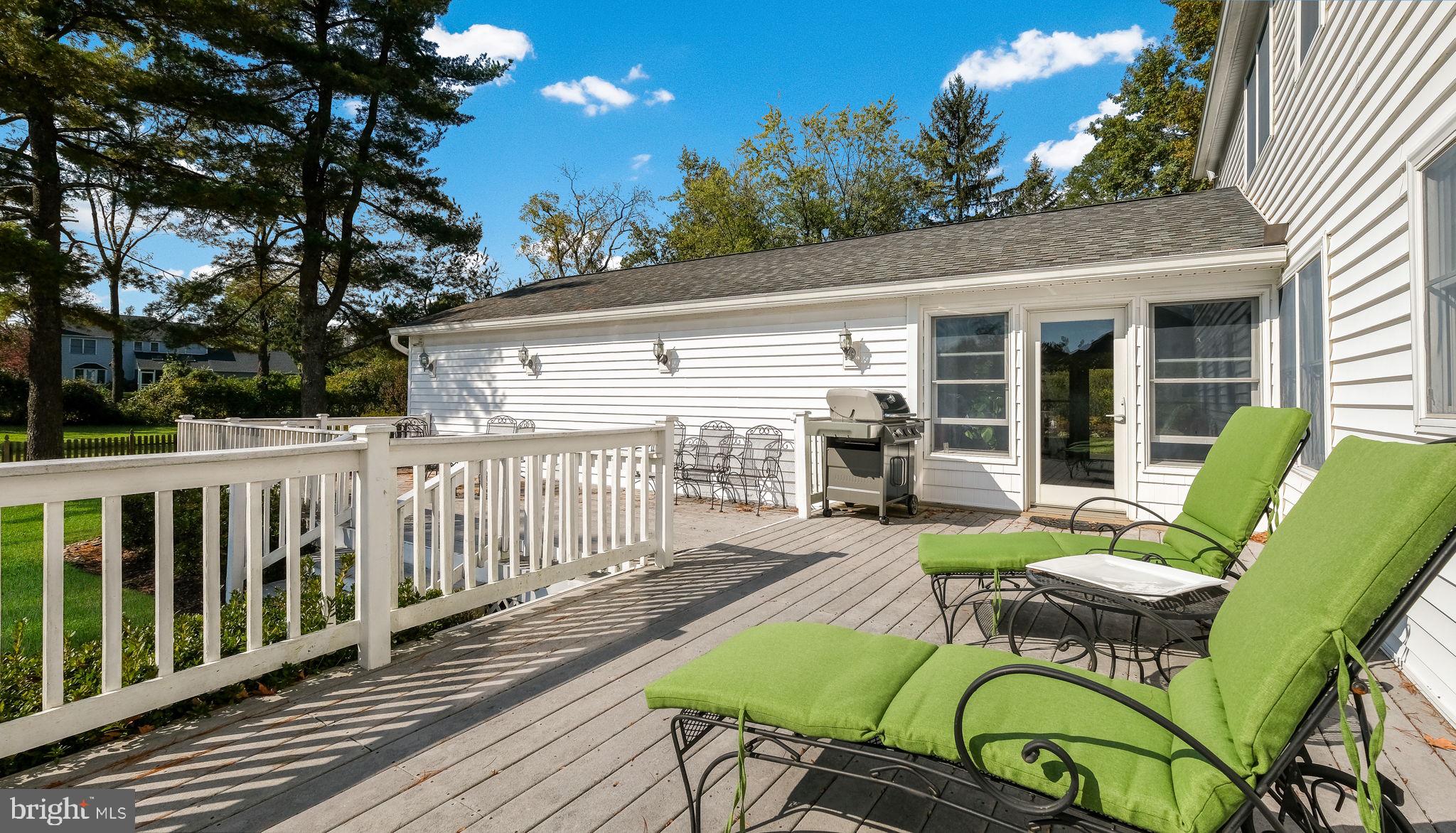 3890 Robin Road Furlong, PA 18925 - Photo 57 of 65 Composite Wrap Around Deck