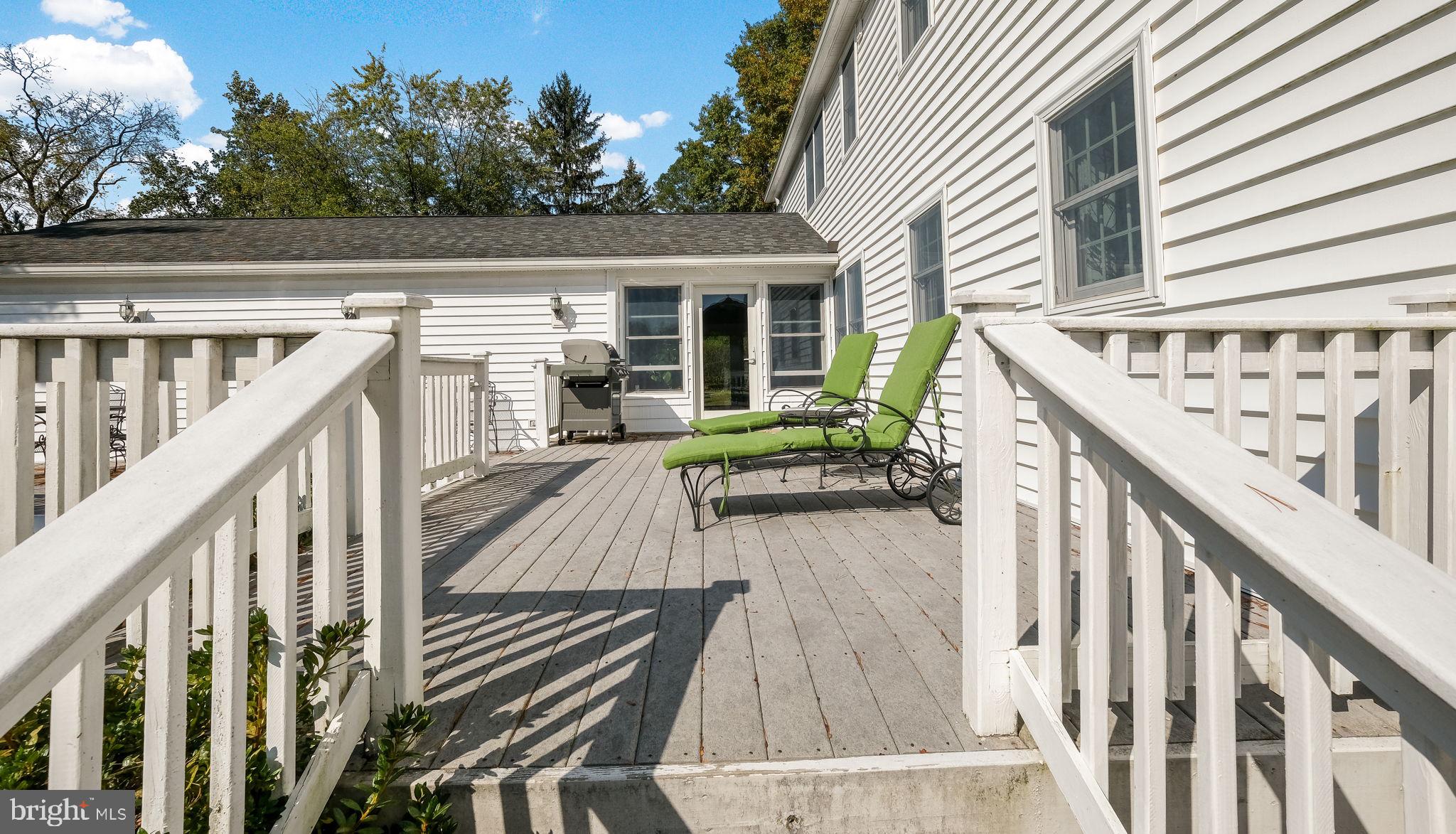 3890 Robin Road Furlong, PA 18925 - Photo 60 of 65 Composite Decking