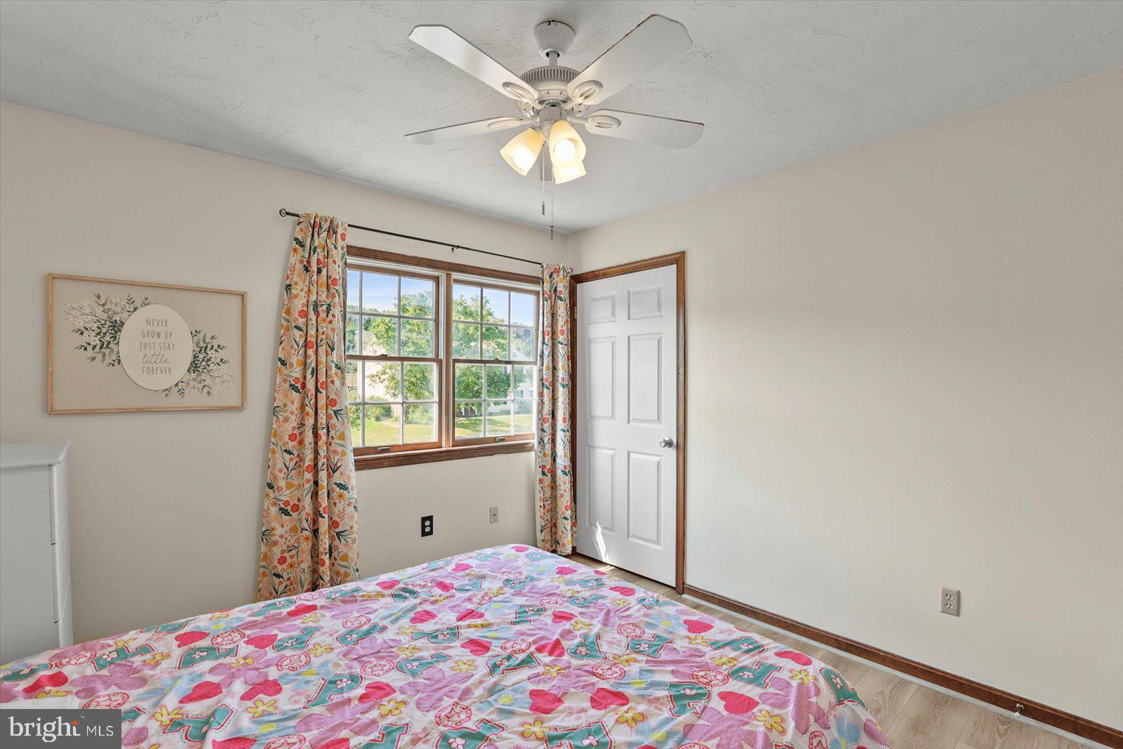 113 Timber Lane Hanover, PA 17331 - Photo 21 of 43 a bedroom with a bed and a window