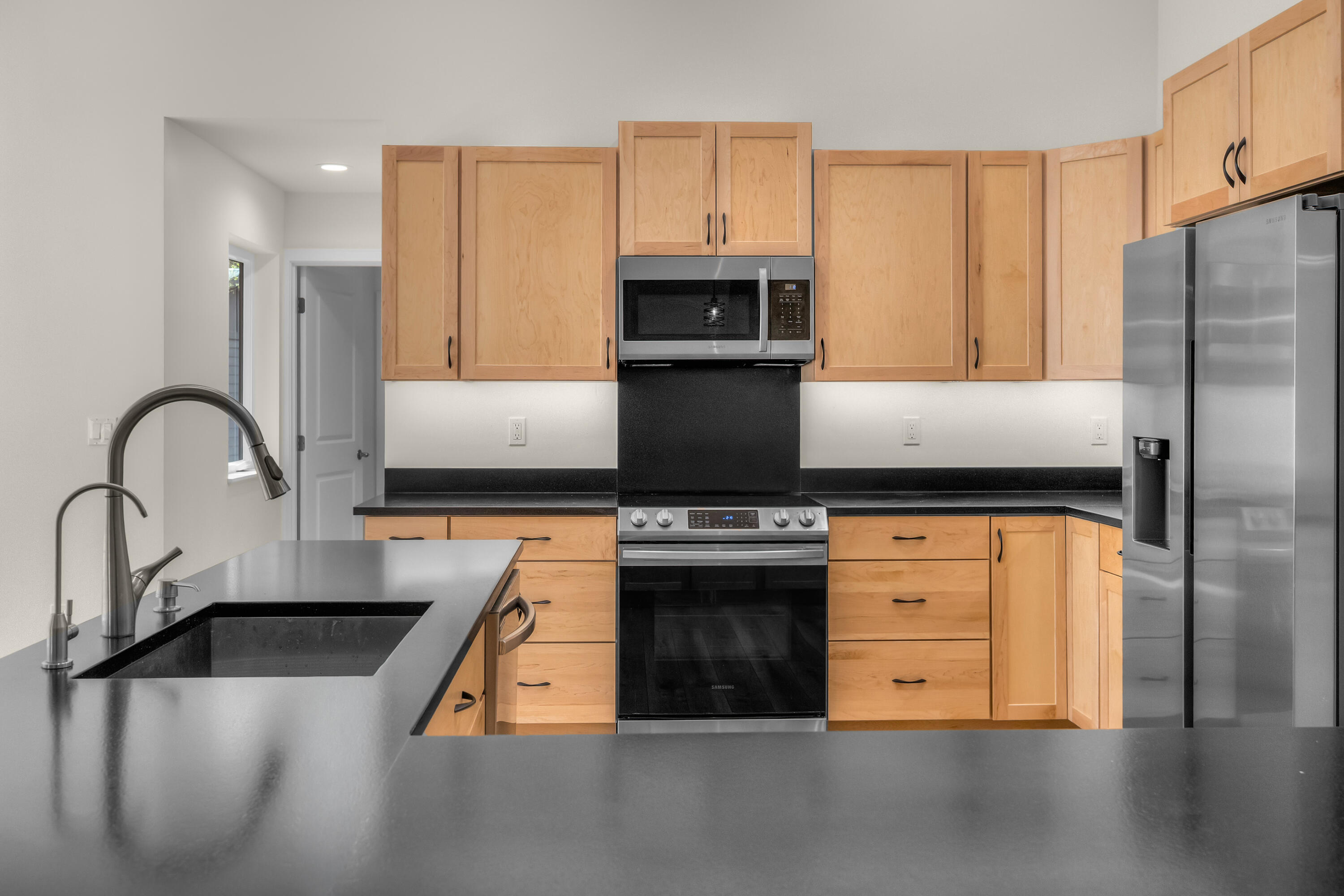 15943 Cascade Lane La Pine, OR 97739 - Photo 15 of 55 2026_05_13_15943_cascade_lane_la_pine-15