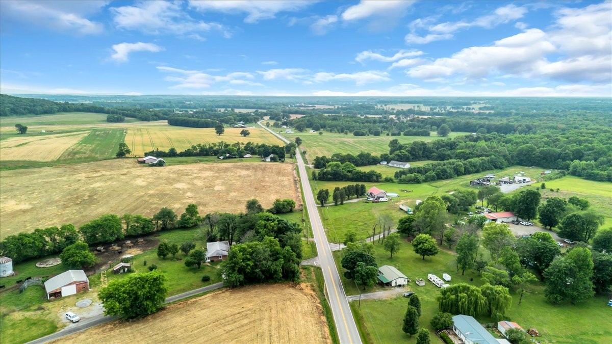 30 J D Ring Road Hillsboro, TN 37342 - Photo 33 of 39