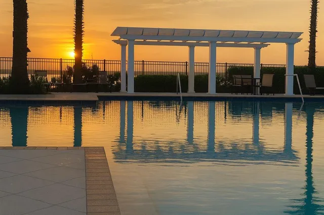 $899,000 | 11333 Lake Lucaya Drive, Riverview, FL 33579