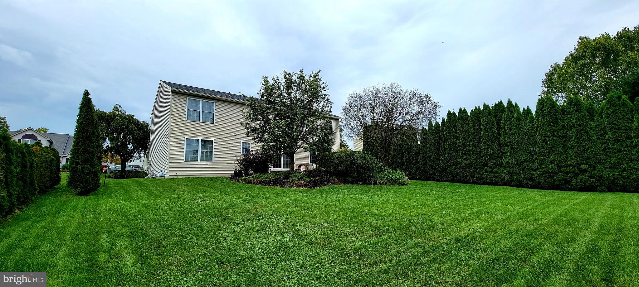404 Roxberry Drive Reading, PA 19608 - Photo 5 of 42